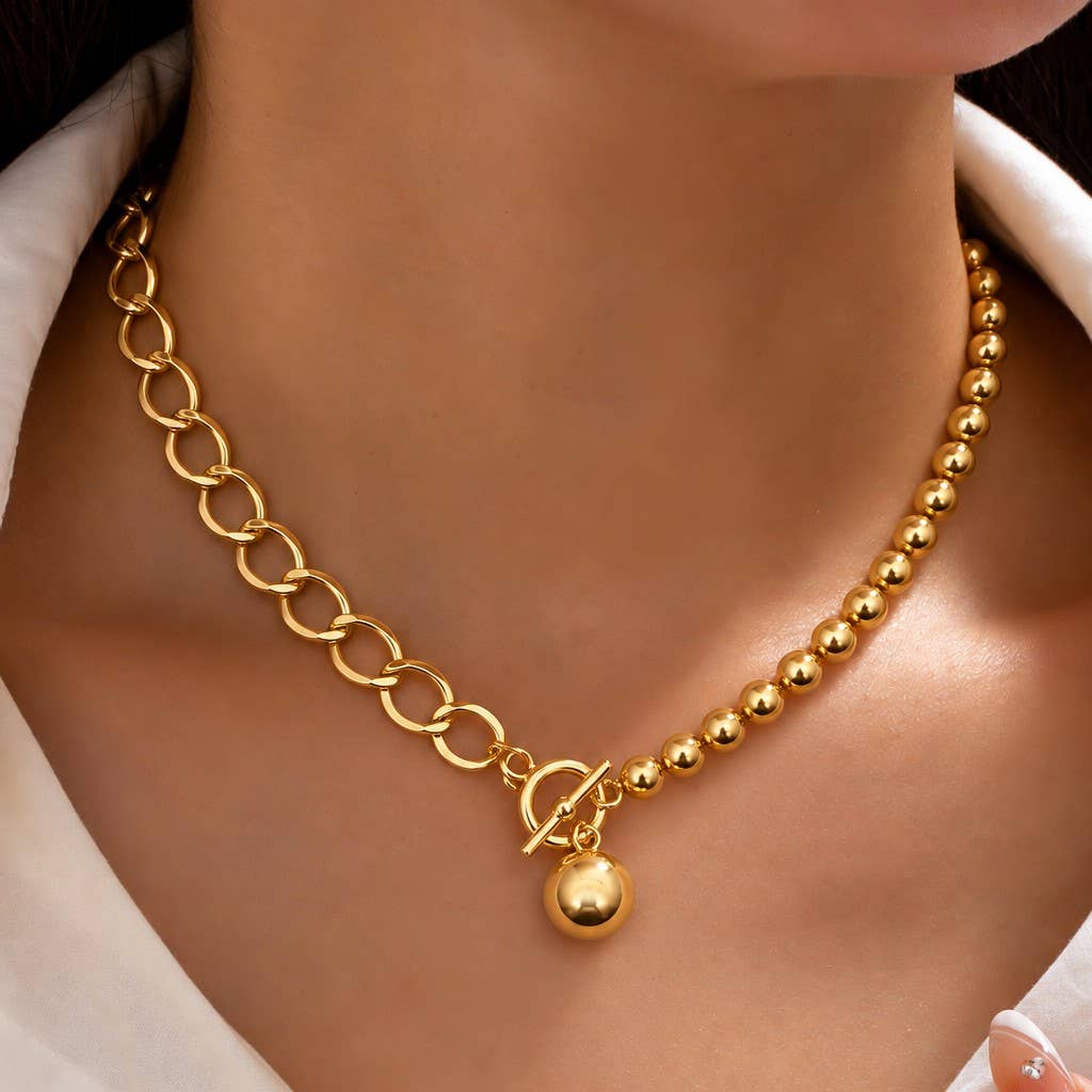 Round Bead Pendant Necklace