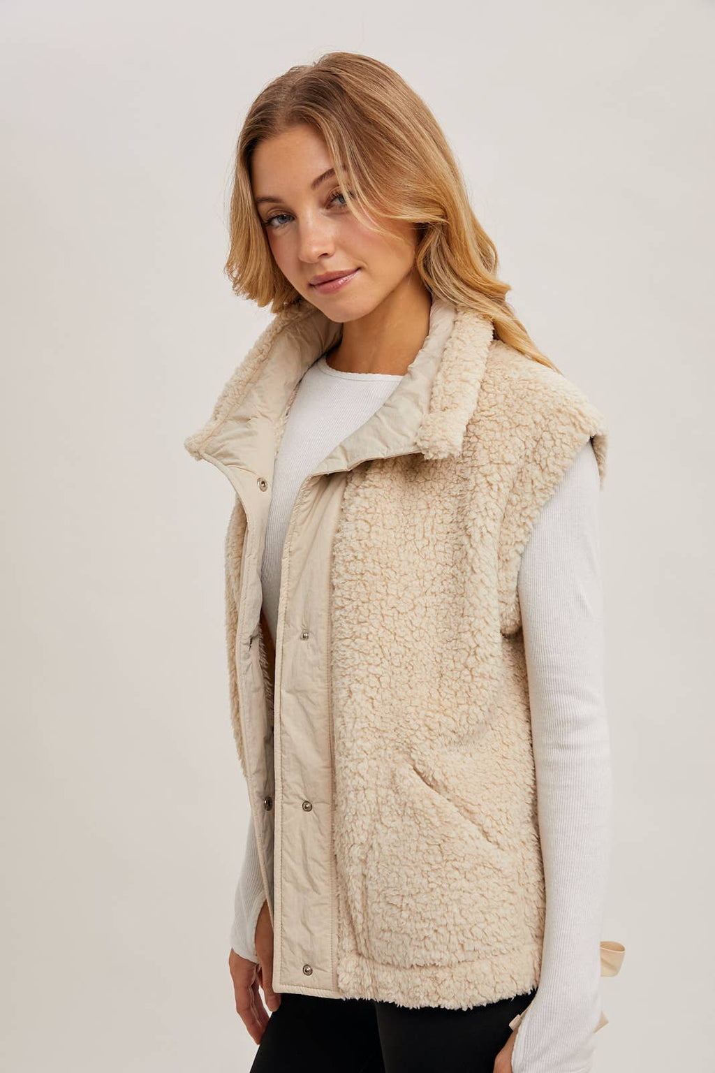 MOCK NECK FLEECE SHERPA VEST