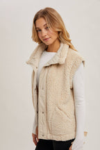 MOCK NECK FLEECE SHERPA VEST