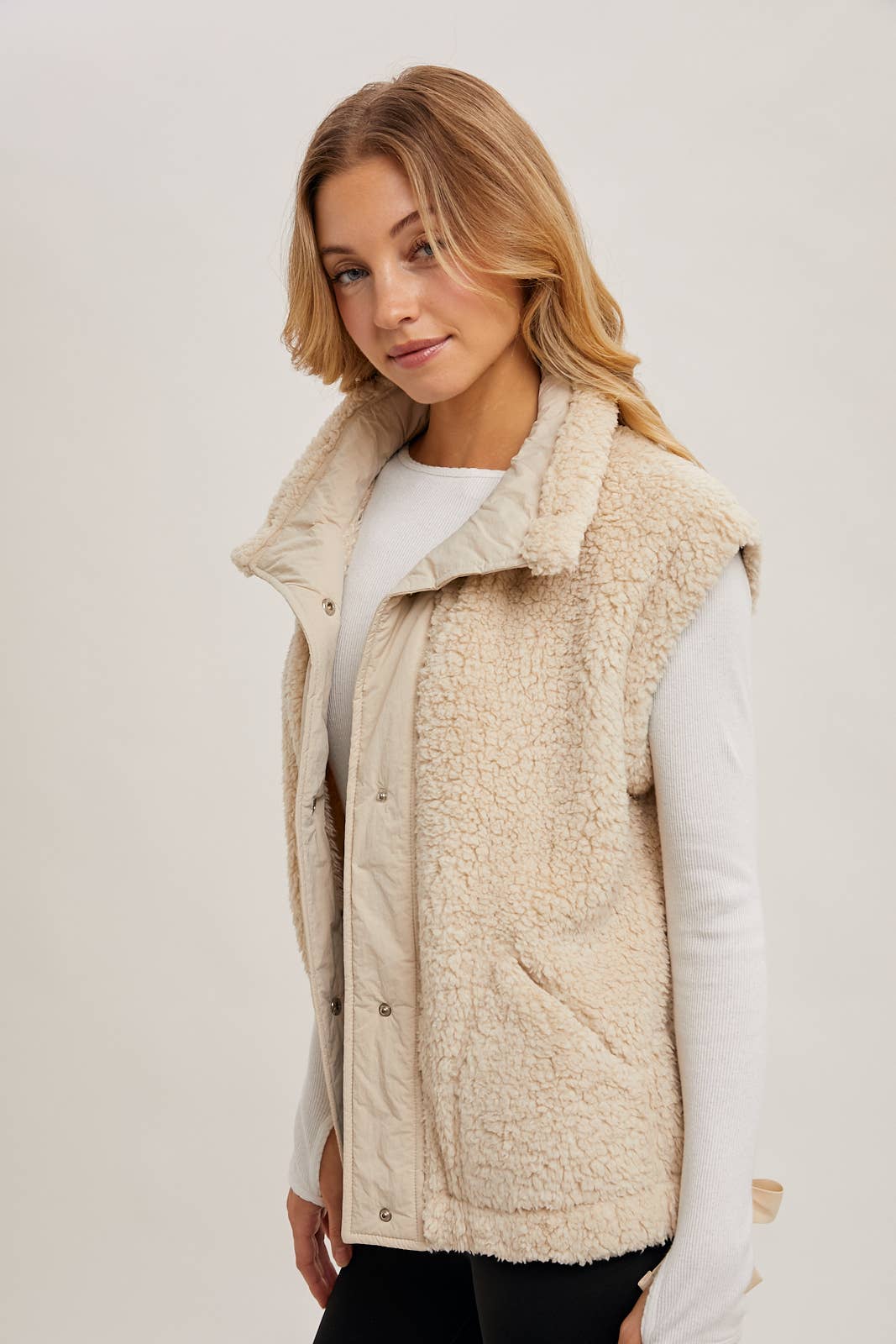 MOCK NECK FLEECE SHERPA VEST