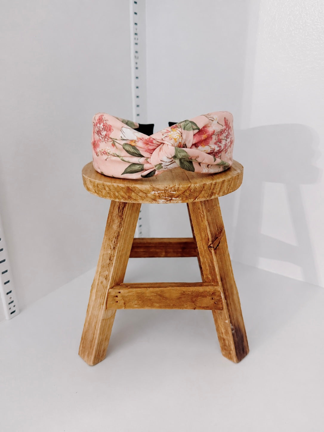 TOILE PATTERN HEADBAND
