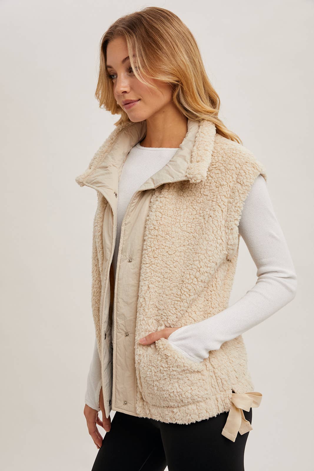 MOCK NECK FLEECE SHERPA VEST