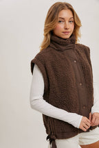 MOCK NECK FLEECE SHERPA VEST