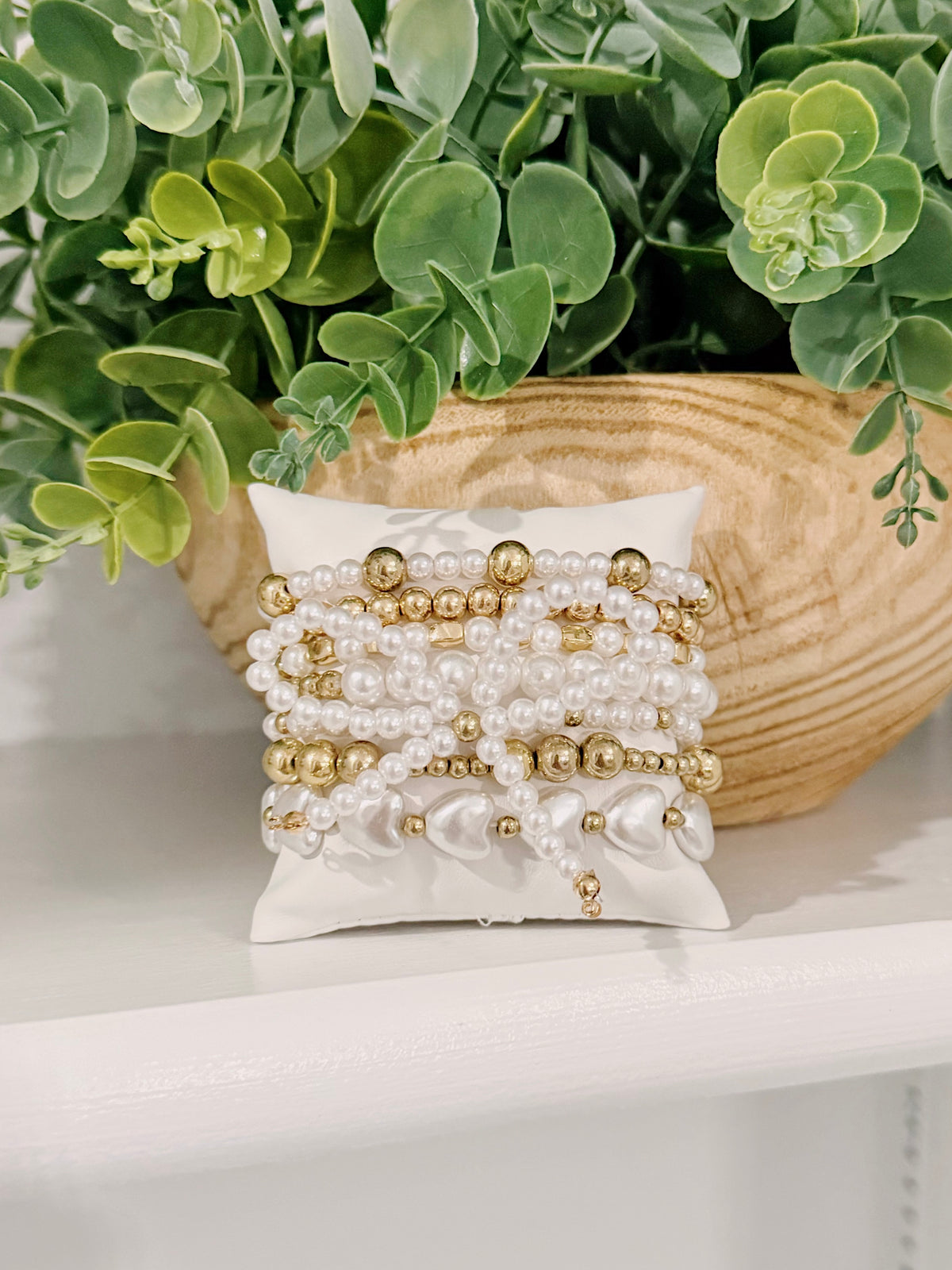 SAWYER BEAD PEARL BOW BRACELET