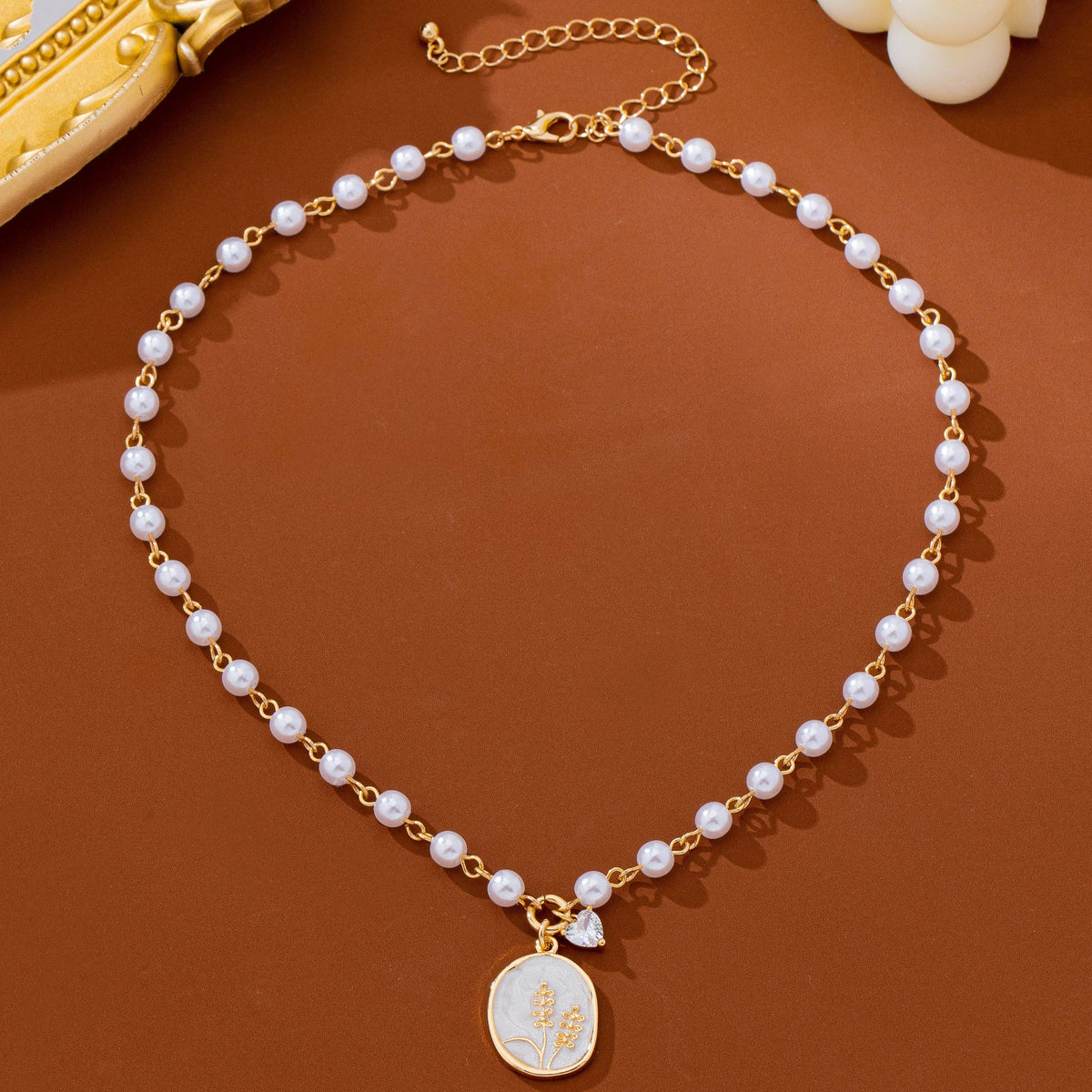 Pearl Chain Floral Oval Pendant Necklace
