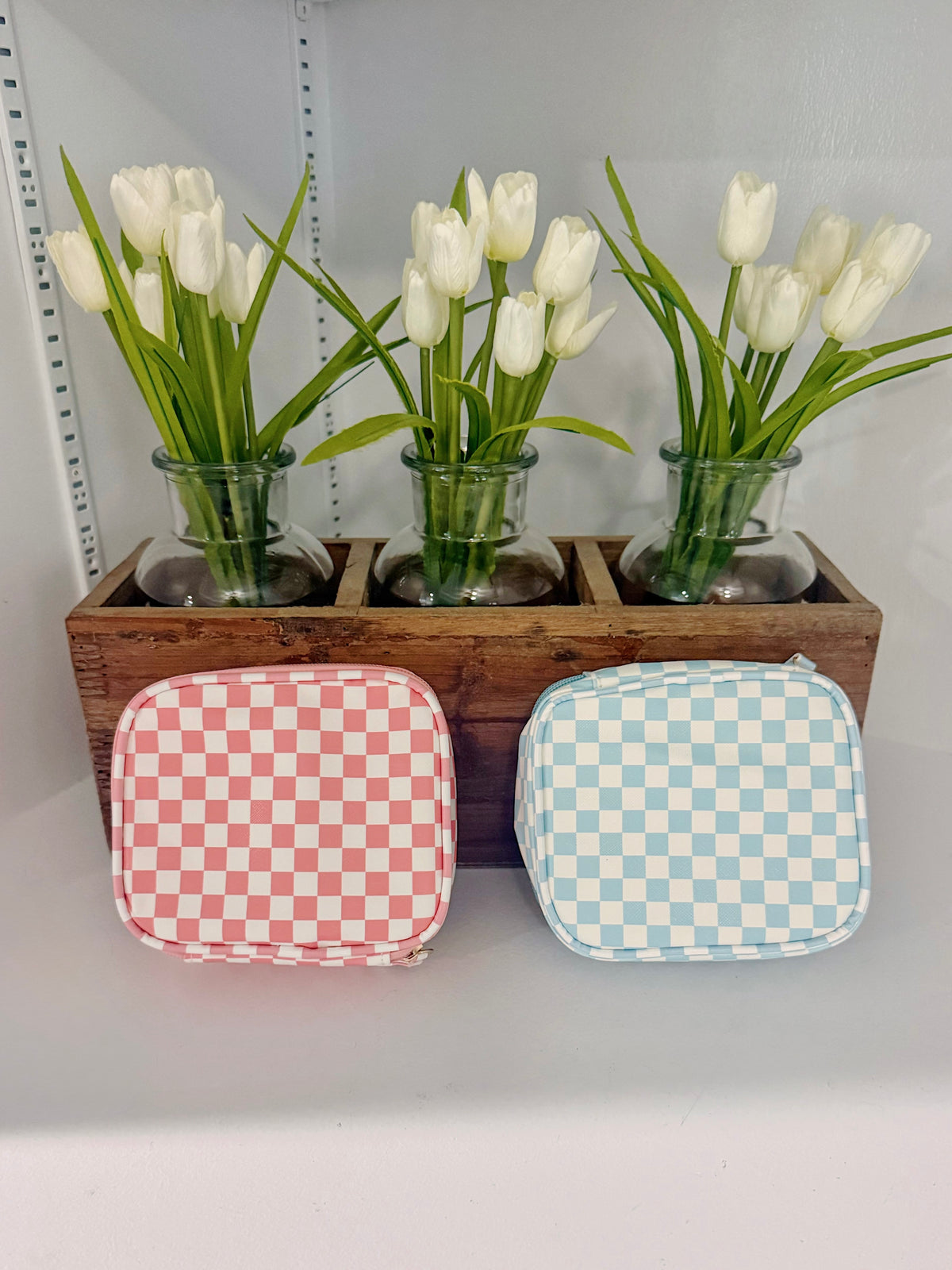 CHECKER GINGHAM COSMETIC BAG