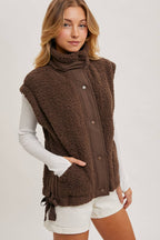 MOCK NECK FLEECE SHERPA VEST