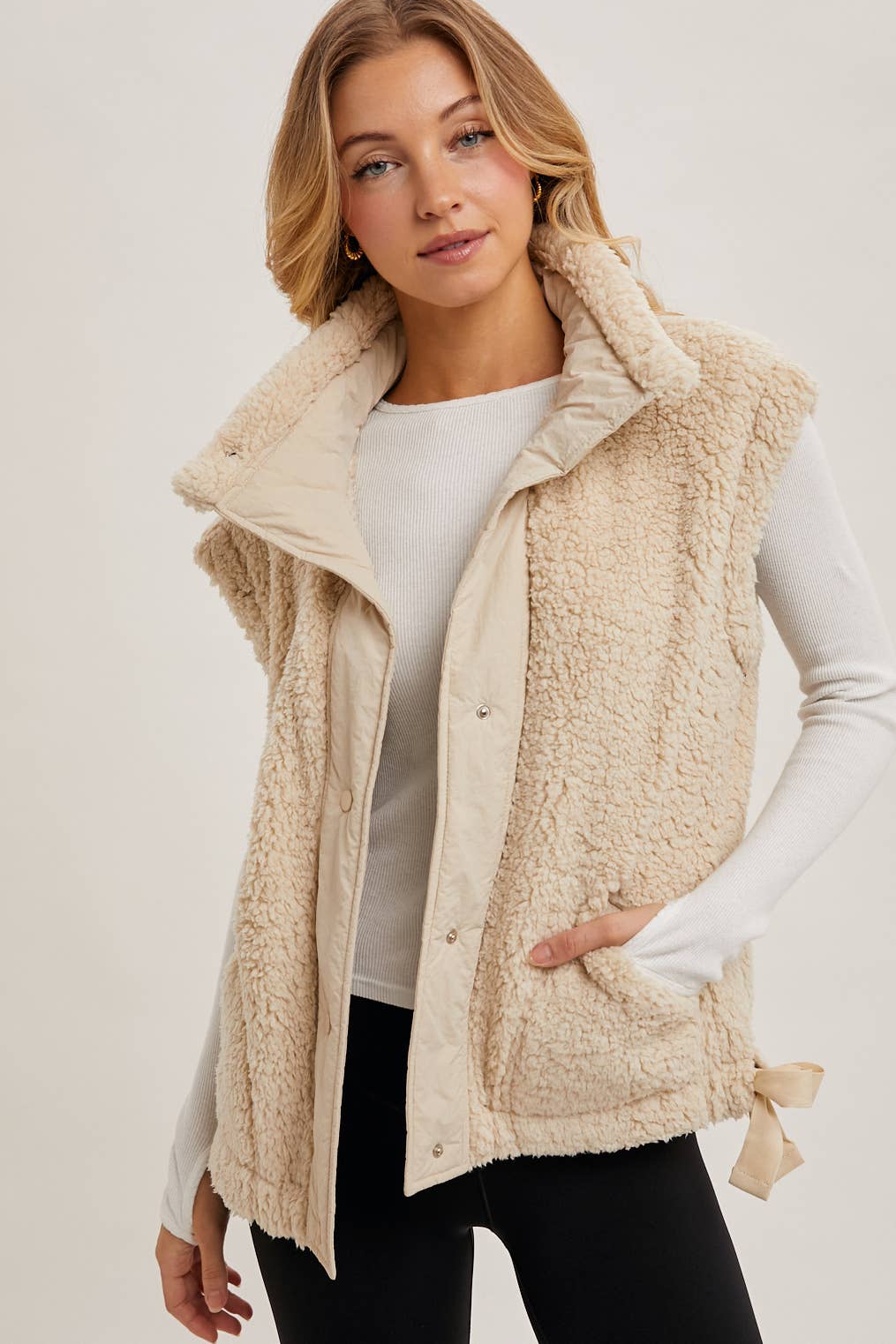 MOCK NECK FLEECE SHERPA VEST