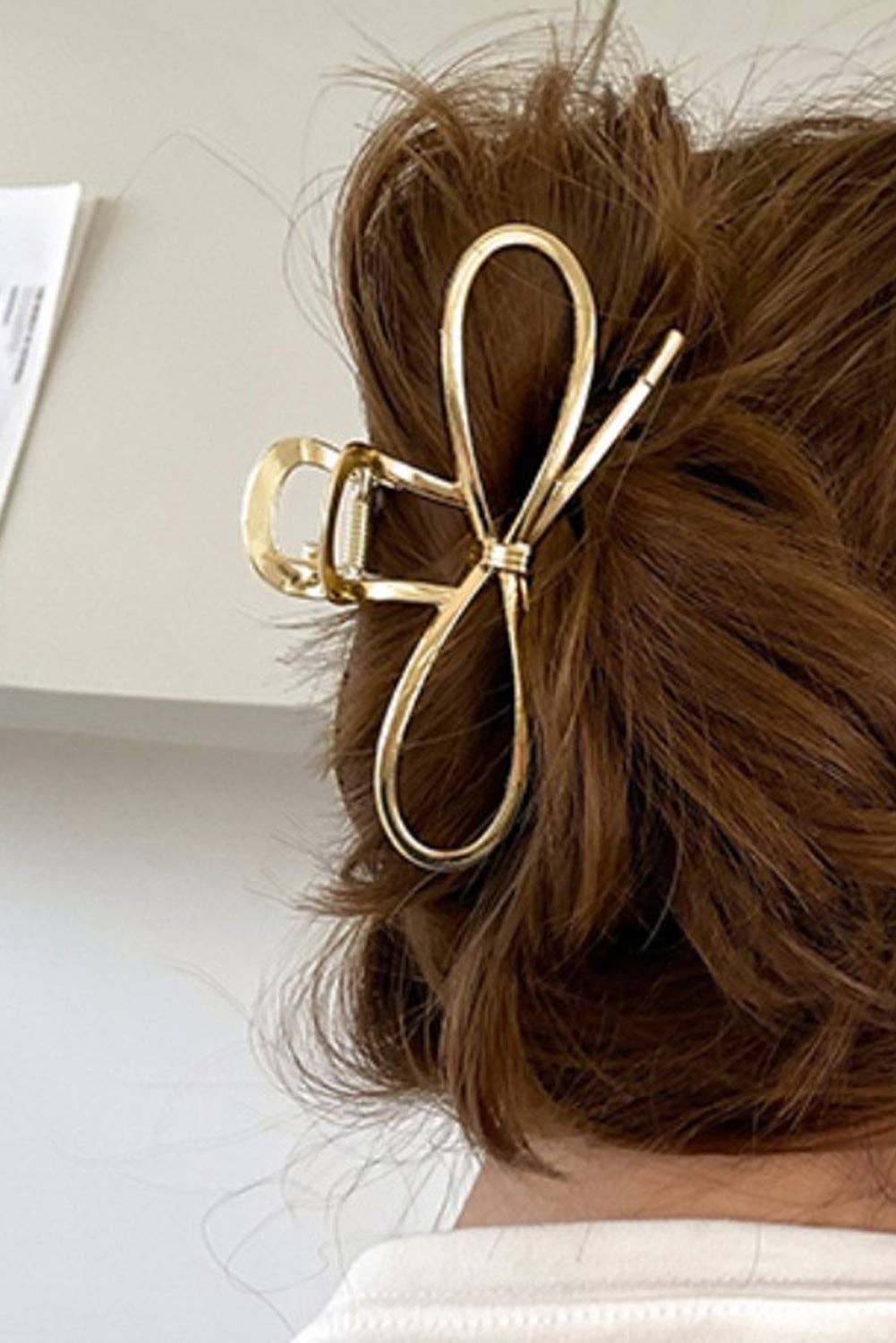 Gold Metal Bow Claw Clip