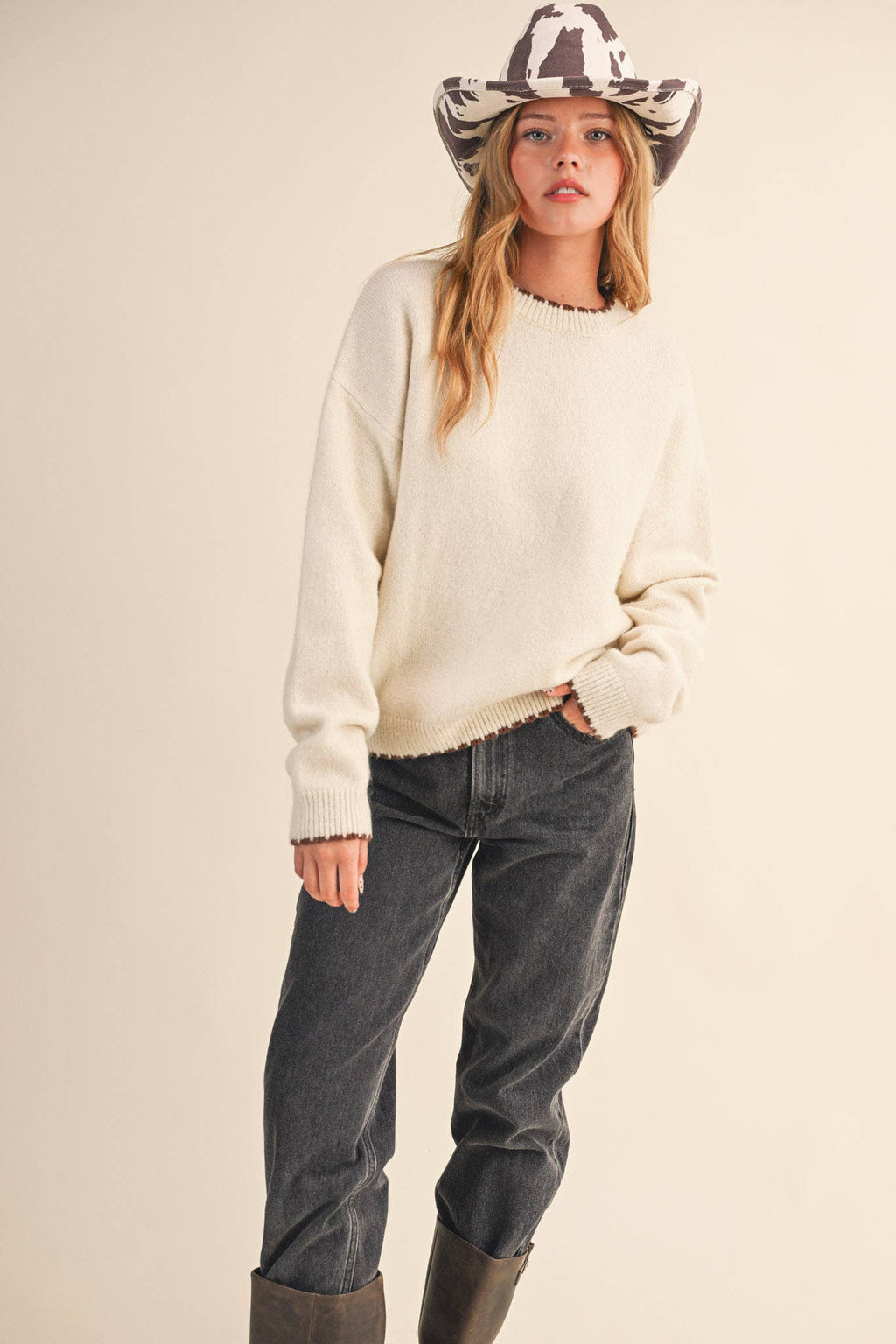 AMARA SCALLOPED EDGE SWEATER