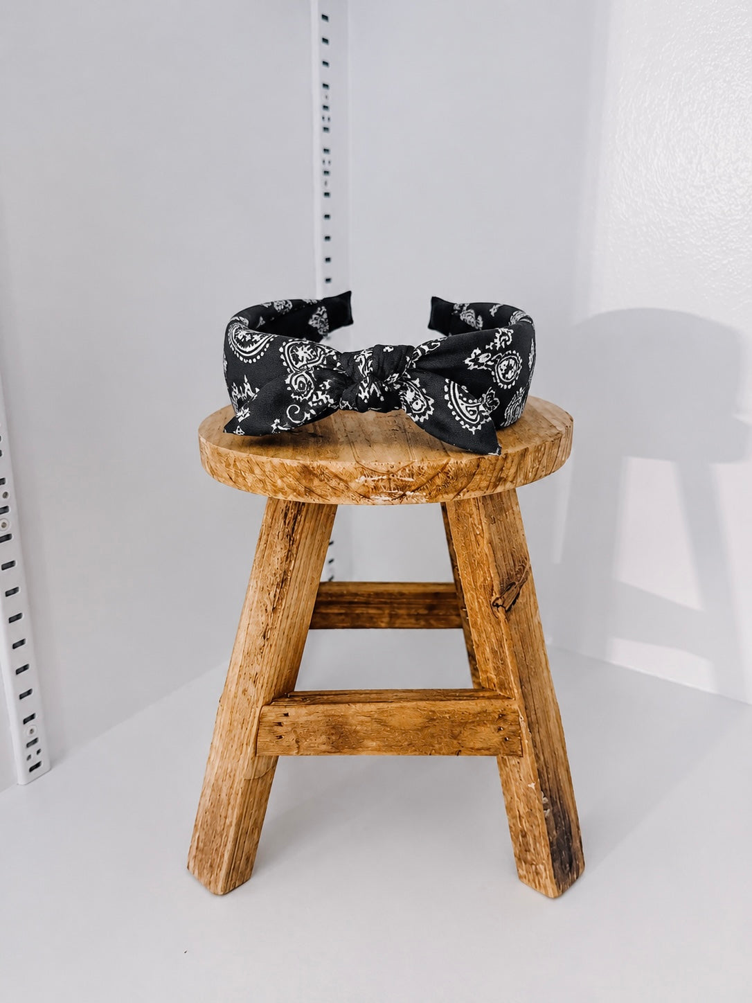 BOW PAISLEY HEADBAND