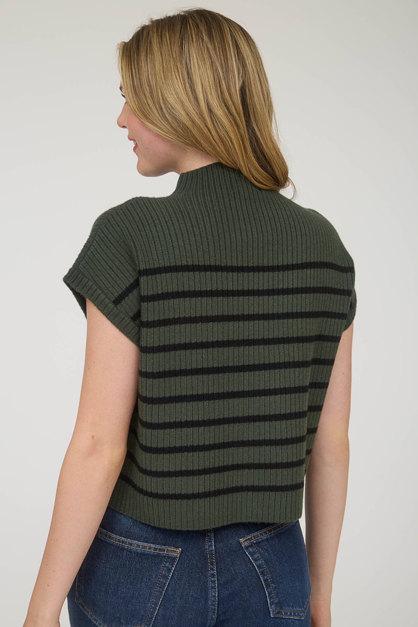 HASSA MOCK NECK SWEATER