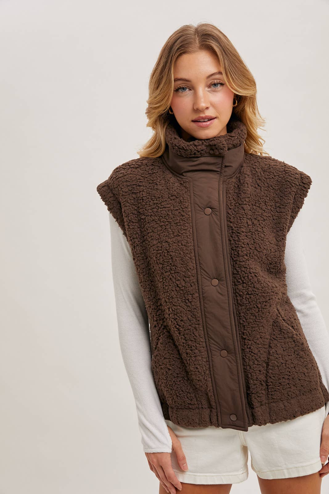 MOCK NECK FLEECE SHERPA VEST