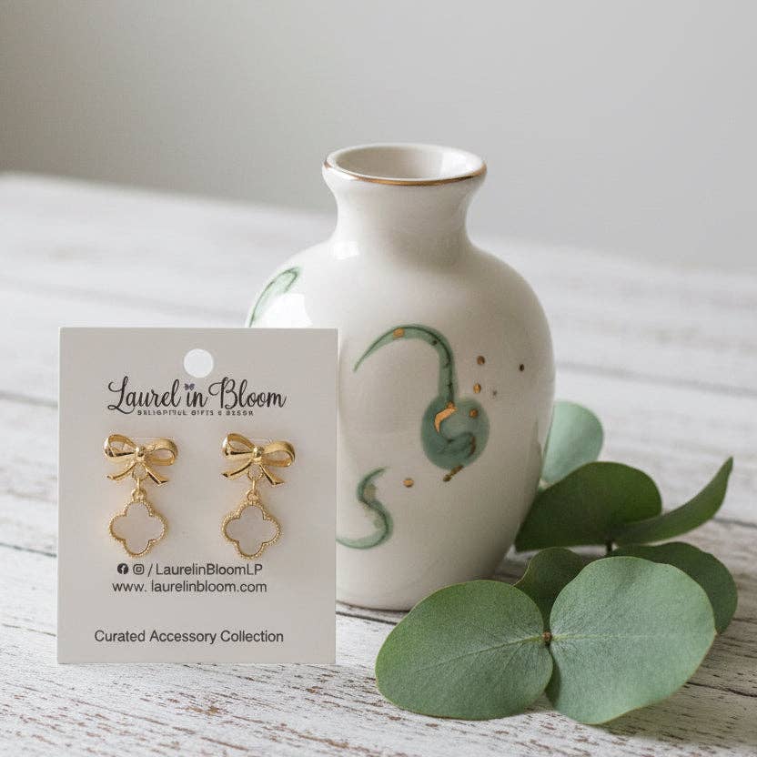 Ribbon & Clover Dangle Earrings