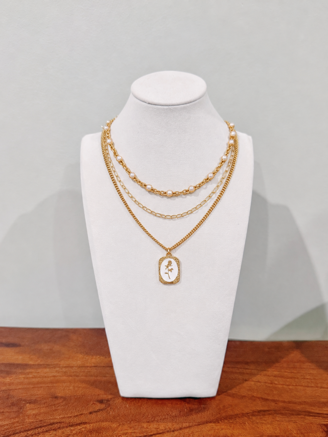 Layered Enamel Pearl Pendant Necklace