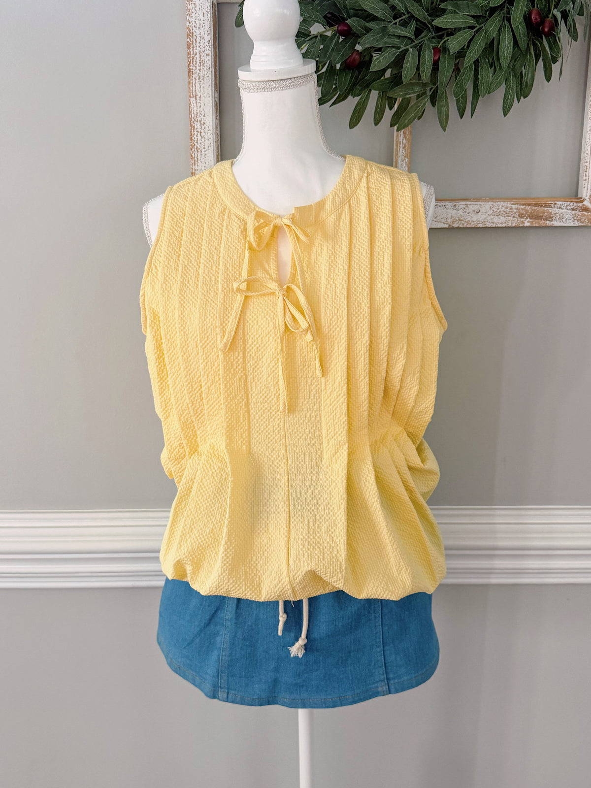 Bow Tie Pleated Tank Top