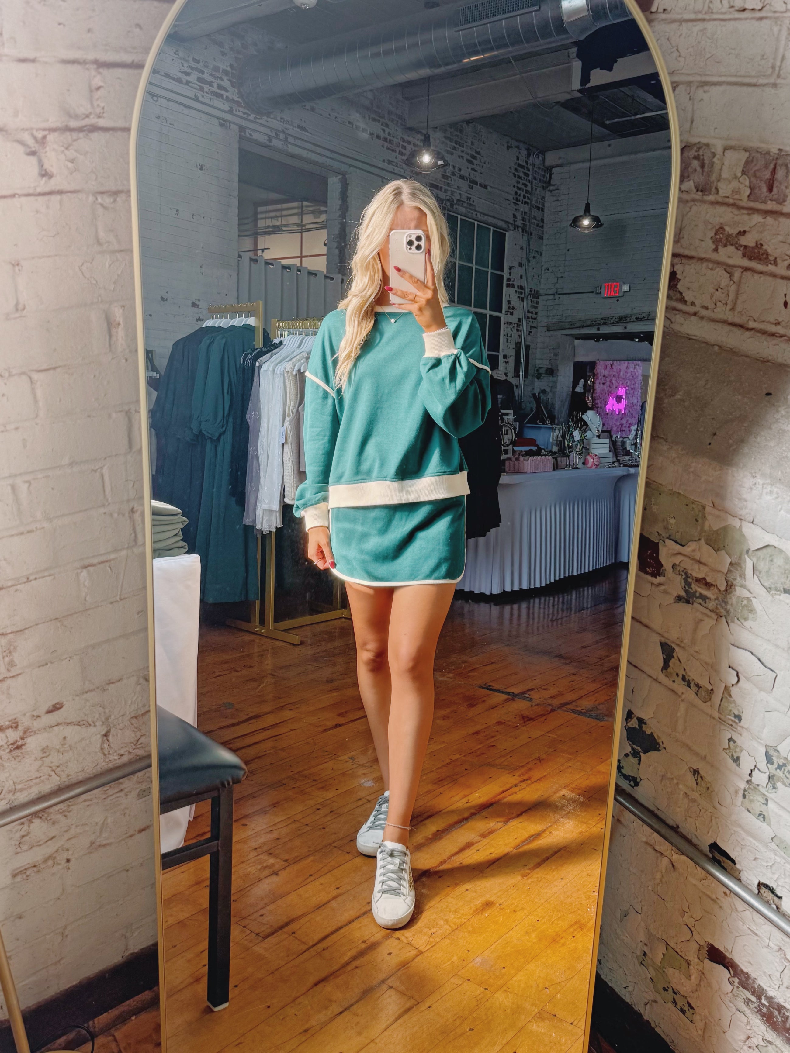 Colorblock Loose Pullover Lace-up Waist Skort Set