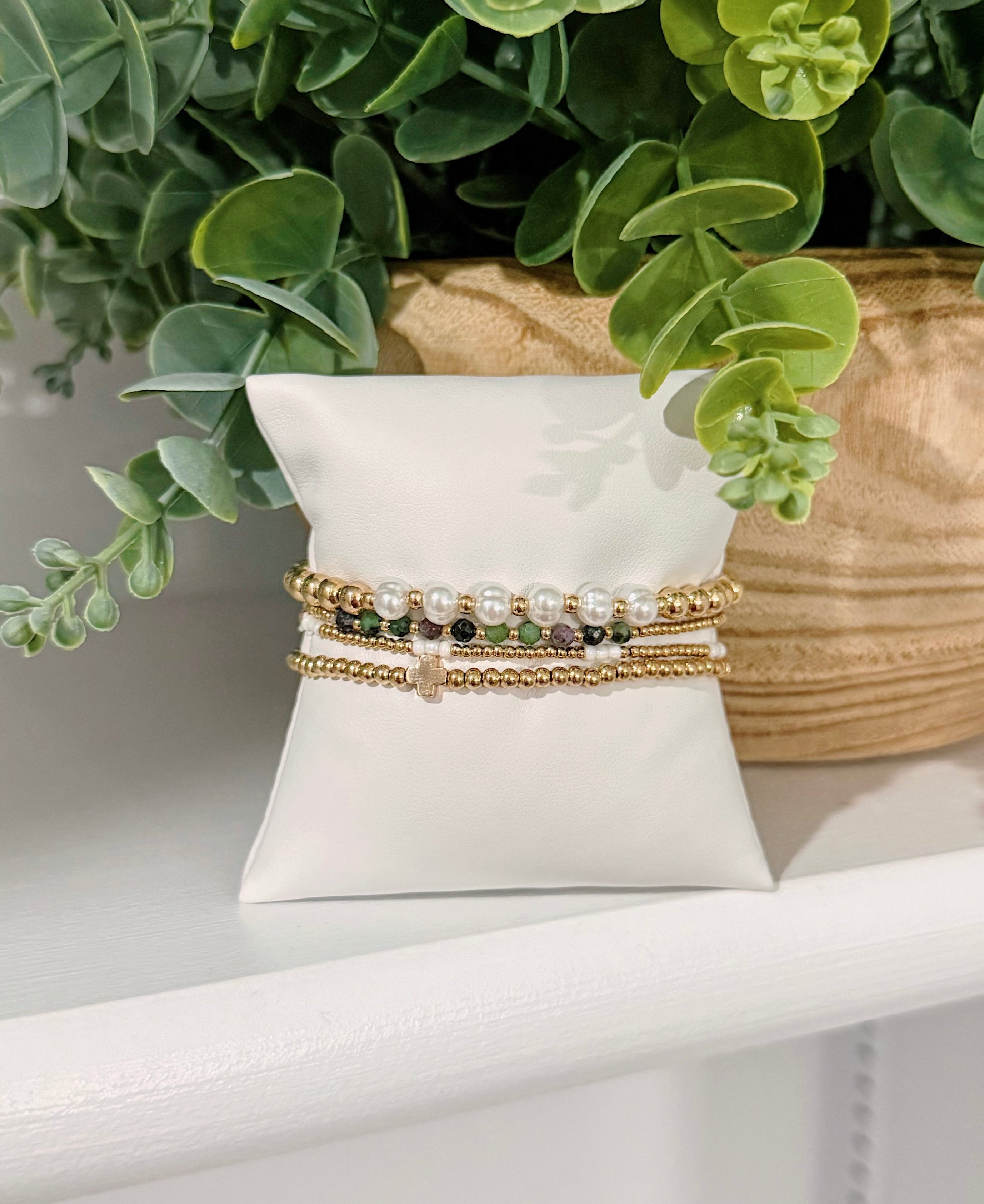 MULTI BALL PEARL BRACELET