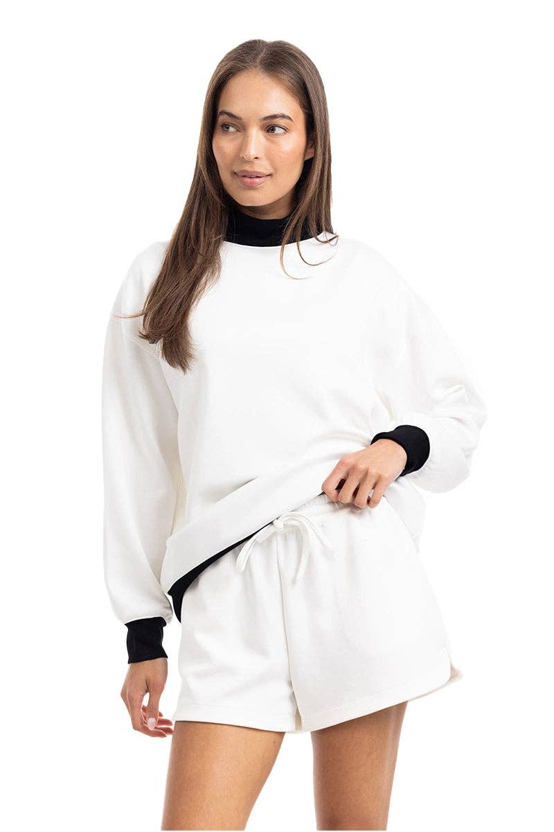 White & Black Duo Mockneck Set