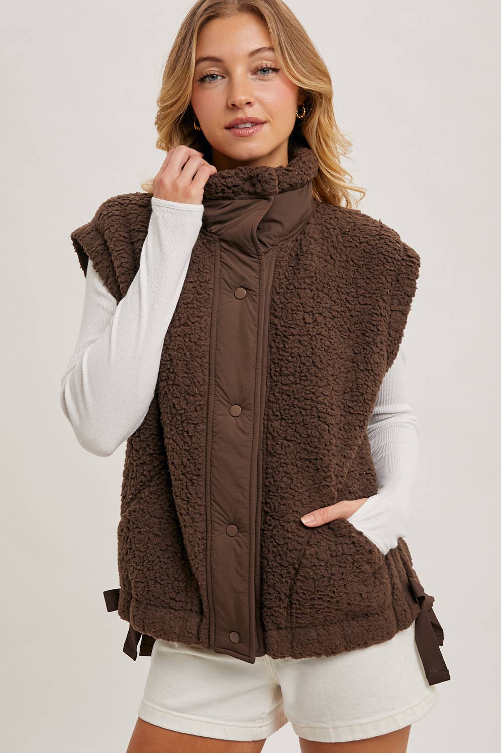 MOCK NECK FLEECE SHERPA VEST