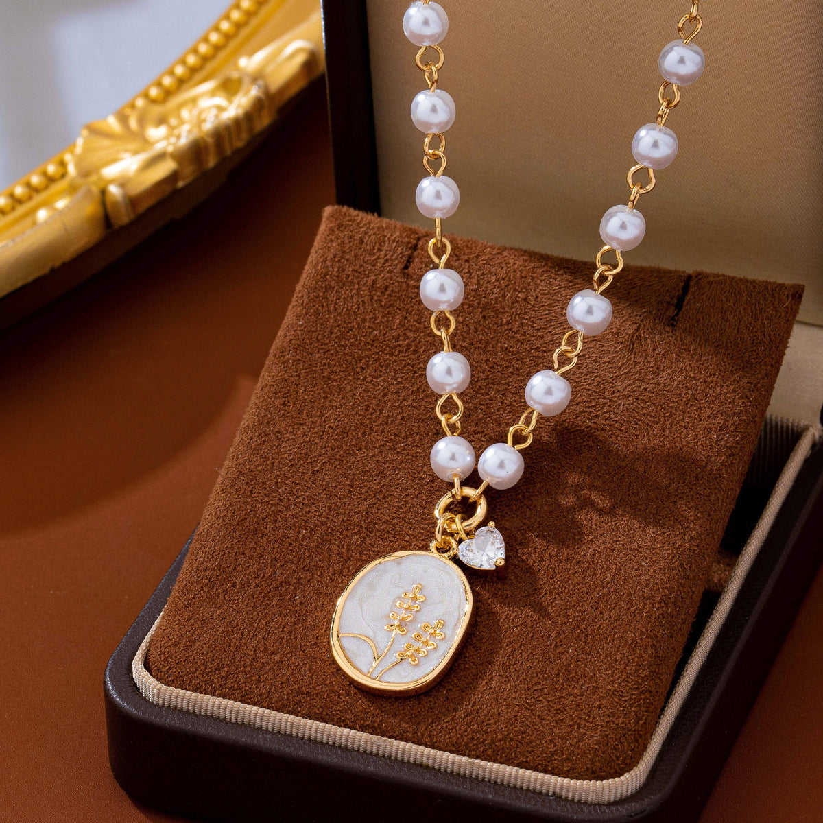 Pearl Chain Floral Oval Pendant Necklace