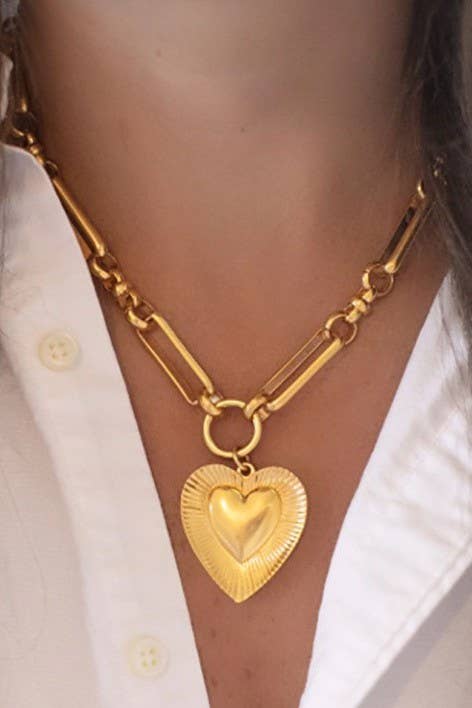 HEART CHUNKY NECKLACE