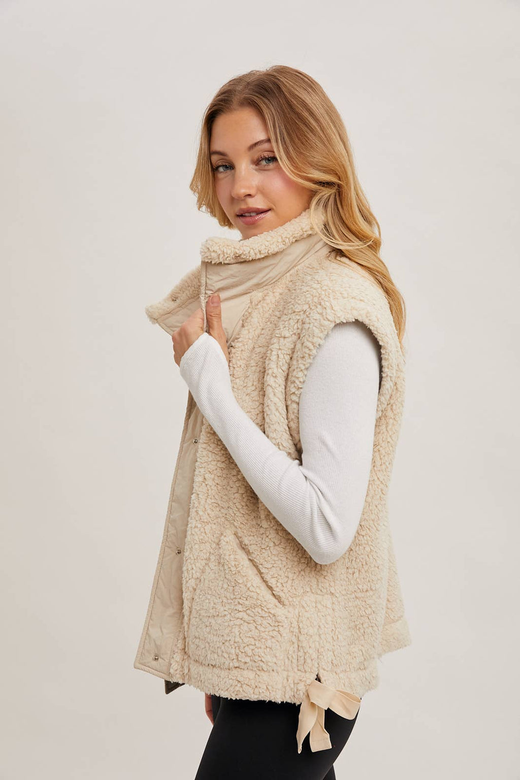 MOCK NECK FLEECE SHERPA VEST
